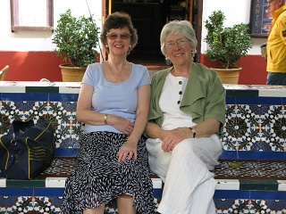 Meg and Margot - Sevilla